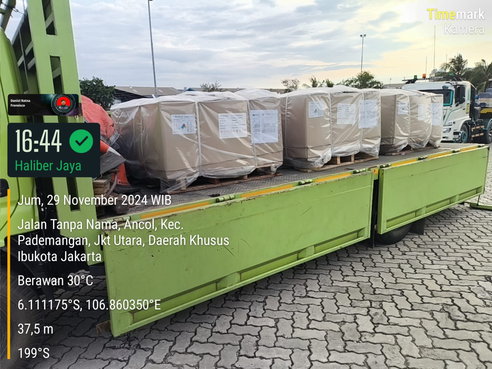 PT. HALIBER JAYA -Logistik | JASA TRANSPORTASI DOMESTIK INDONESIA