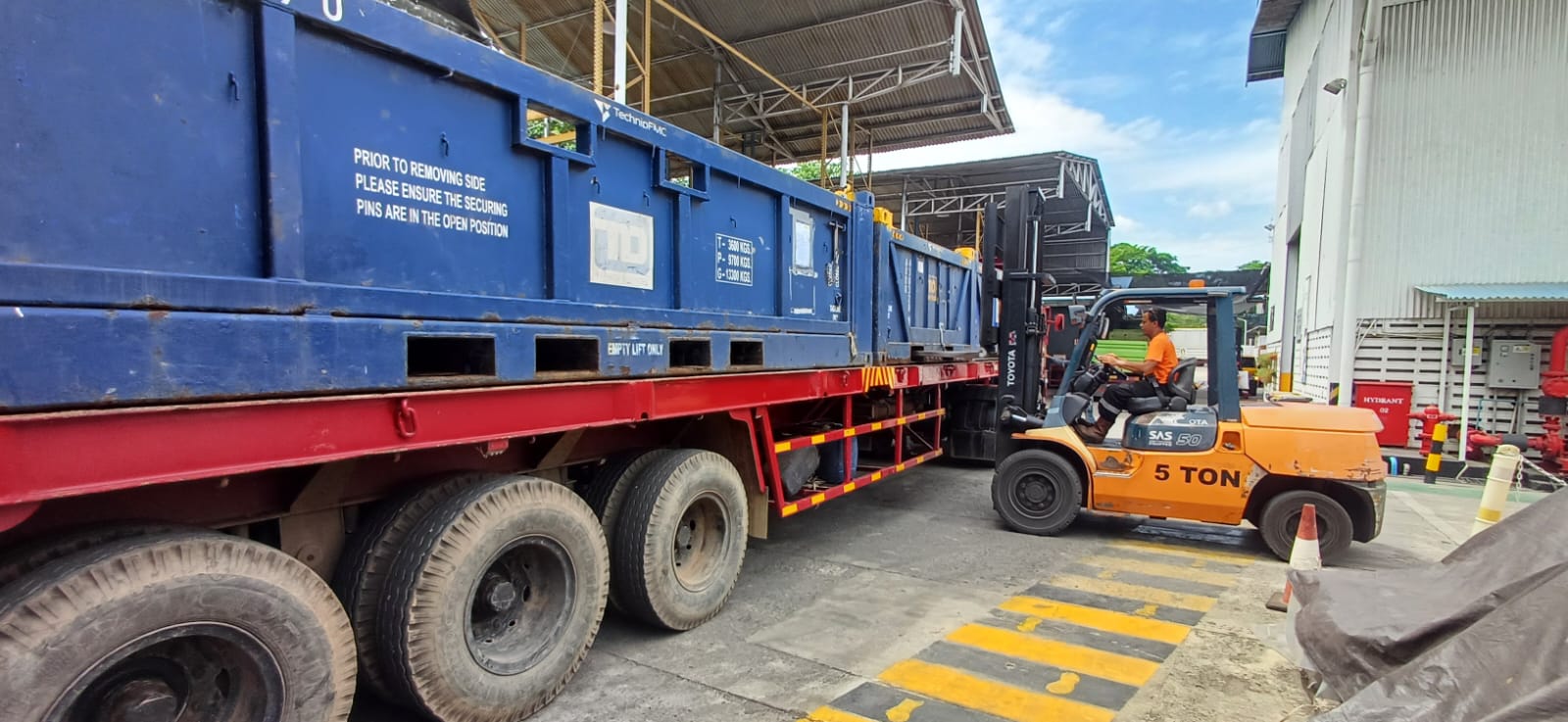 PT. HALIBER JAYA -Logistik | Pengiriman Equipment
